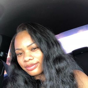 Meet your Posher, Miracle